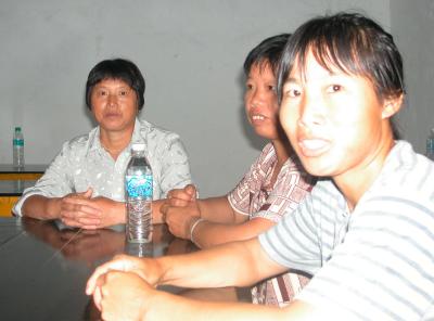 Meeting in Caoshi village Yonxin county2.jpg