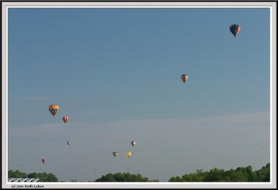 Balloons Approaching Many Wide - 1073_filtered copy.jpg