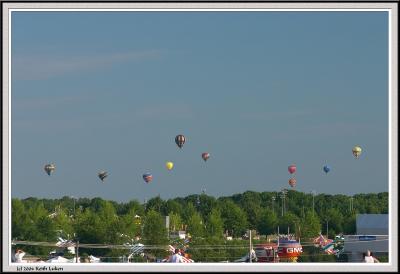 Balloons Horizon Many - 1072_filtered copy.jpg