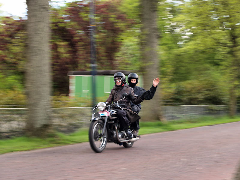 Nice People / Old Bike