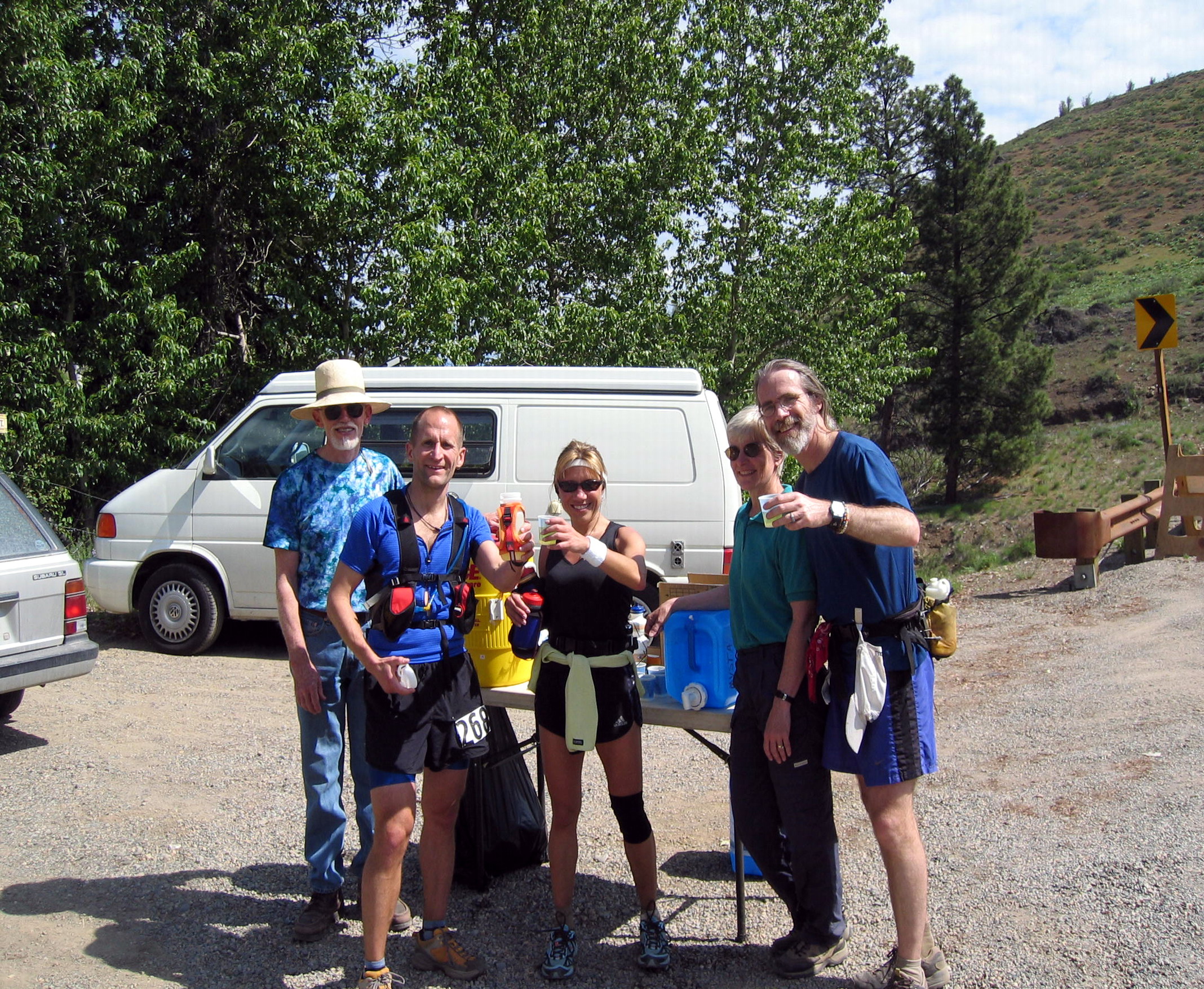 We were very grateful that the aid stations volunteers waited for us to pass through before packing up.