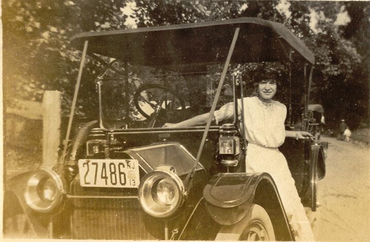 grace, auto, circa 1913