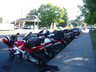 bikes-in-maupin.jpg