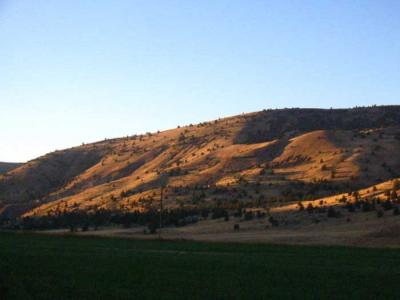 sun-on-the-hills-from-the-d.jpg