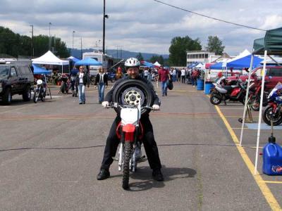 u18/liv2day/medium/43006447.gixxer_wheel.jpg