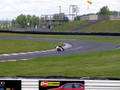 u18/liv2day/medium/43006457.pinkr1t9.jpg