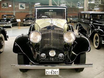 u18/locozodiac/medium/10964200.06RollsRoyce.jpg