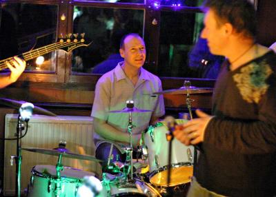 Box of Frogs at The Squirrel, Hurtmore, 30 April 05