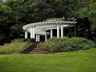 Glenn Oak Pavillion.jpg(1614)