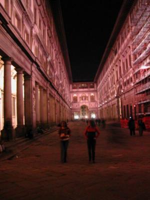 ufizzi at nite