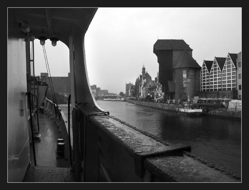 Gdansk sous la pluie<br> (vue du soldek)