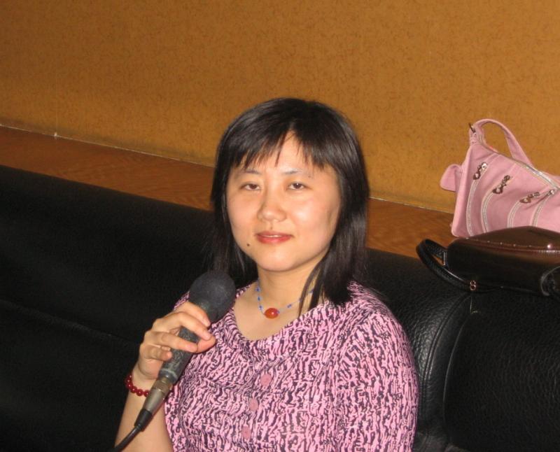 singing karaoke.JPG