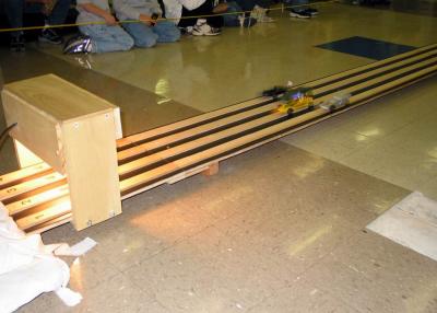 u18/rkeist/medium/11712940.030125_Alex_pinewood_derby_04.jpg