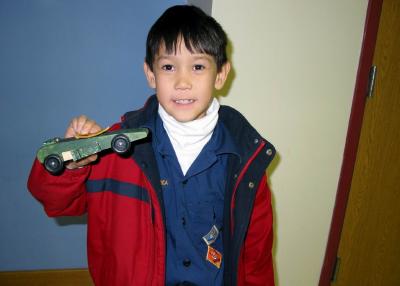 u18/rkeist/medium/11712941.030125_Alex_pinewood_derby_05.jpg