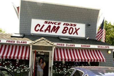 Clam Box 9525