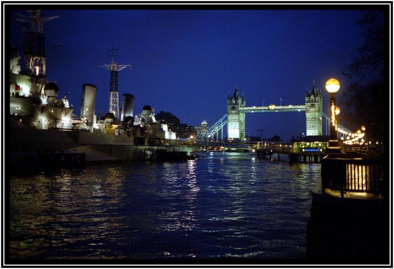 2001 03 01 HMS Belfast & Tower Bridge.jpg