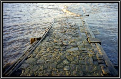2000 09 30 Bargehouse Steps.jpg