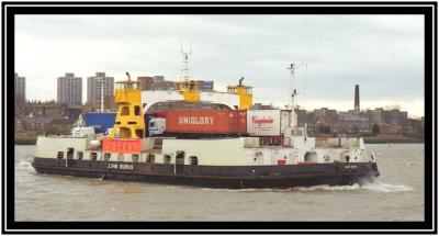 2000 03 08 Woolwich Ferry.jpg