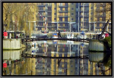 2001 01 17 St. Catherine's Dock Reflections 2.jpg