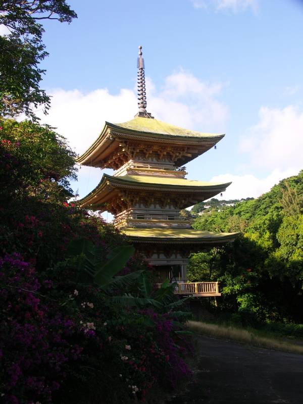 Pagoda, Hawaii Memorial Park