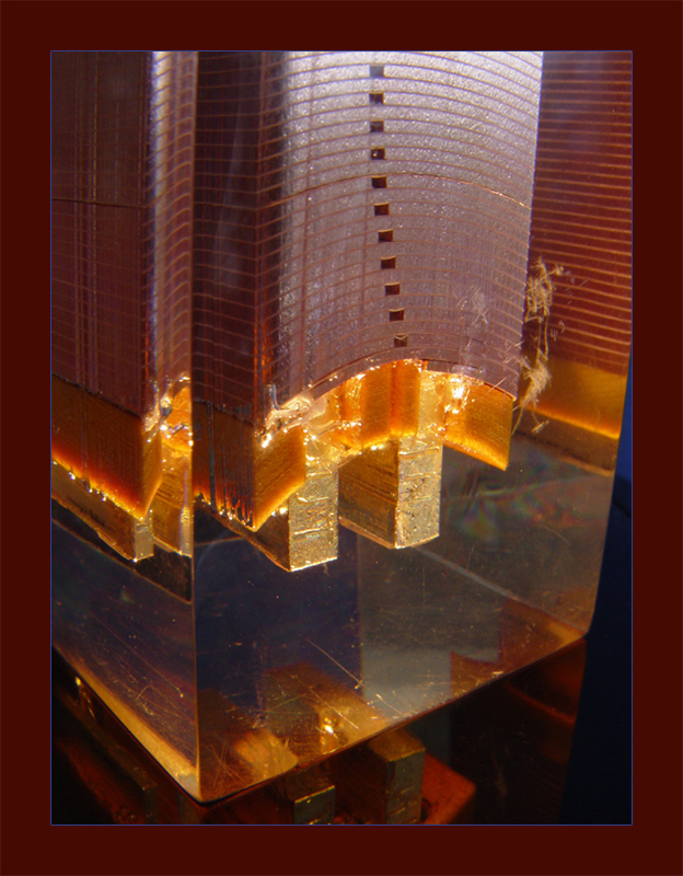 <B>Cross Section of Technology</B><BR><FONT size=2>by Ann Chaikin</FONT>