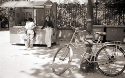 u18/taffer/medium/43153632.crop0070copysepia.jpg