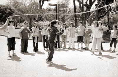 u18/taffer/medium/43153633.crop0075copysepia.jpg