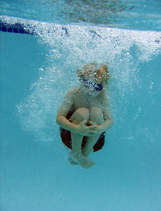children, underwater, portrait