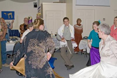 Davidic Dancing at the Passover Supper