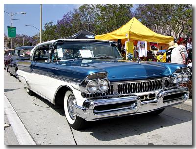 1957 Mercury Turnpike Cruiser Two-Door Hardtop - Click on photo for more info