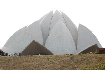 From the side, Bahai Temple, Delhi