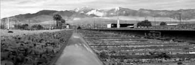 rail bw.jpg