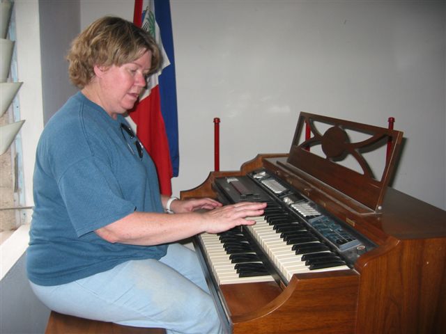 Organ that is in the chapel that was donated to the chapel by Beulah Chapel Church of the Nazarene in Niota Tennessee