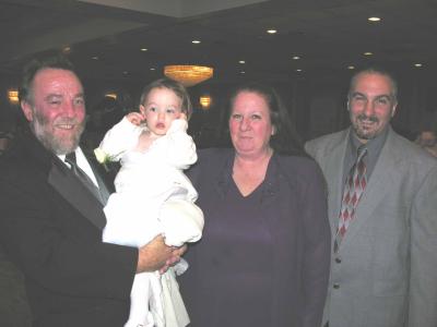 u19/bklyncmt/medium/36336644.04BobbieWeddingLOWEdit04BobbieWeddingEDLOW005.jpg