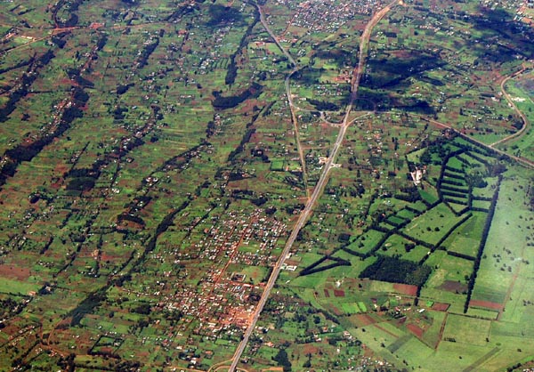 Highway A104 NW of Nairobi, Kenya
