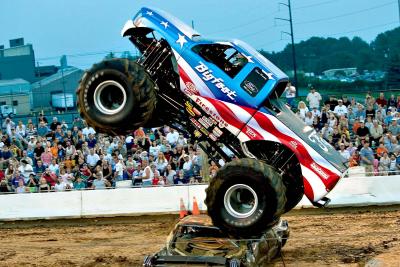 u19/brez1/medium/36308506.Bigfoot.jpg