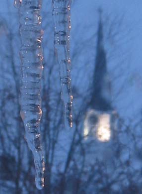 St Pauls Icicle.jpg