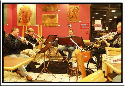 Pittsburgh Brass Ensemble plays at Border's Bookstore