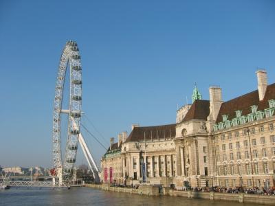 u19/curtlarson/medium/16993749.139_LondoneyeMuseum.jpg