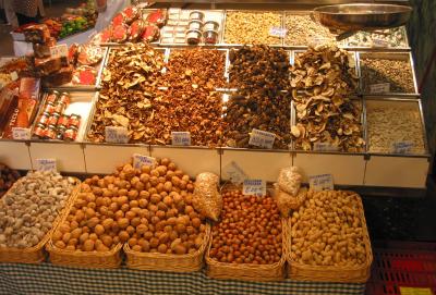 Nuts, mushrooms, saffron ++.jpg