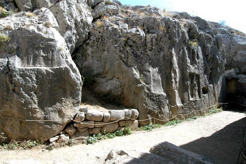 Yazilikaya room B
