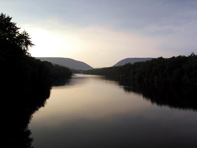 u19/littledog22/medium/11984424.DelawareWaterGap_0251_800x600.jpg