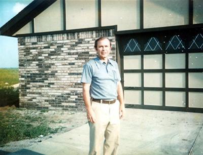 1977-4.JPG