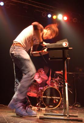 Crazy Keyboardist 2