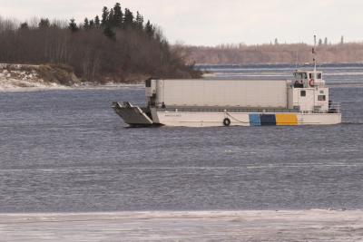 u19/paullantz/medium/36283651.1024fmcropmanitouice2004Nov11017.jpg