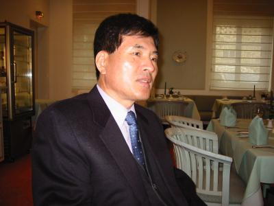 108-0869_IMG.JPG