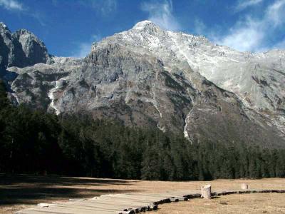 Yulong Mountain Viewed From Yushanping 3雲杉坪遠眺玉龍