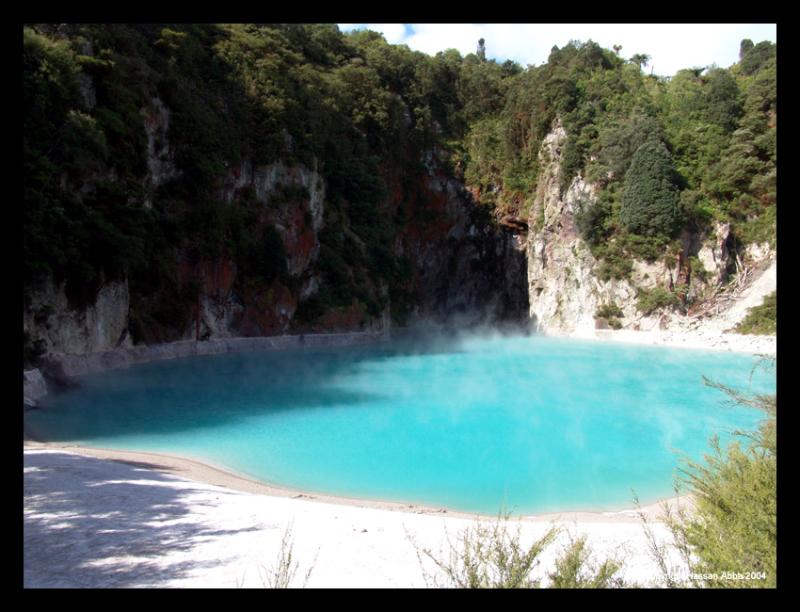 Inferno crater, Waimangu, New Zealand