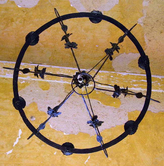 Light circle by Mike Brett