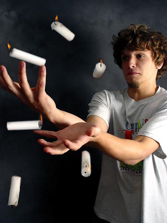 8th Place (tie)<br>Cant hold a candle......(to a real juggler!)       Fremiet